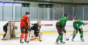 FOTO: Latvijas izlases treniņš pirms došanās uz Dāniju