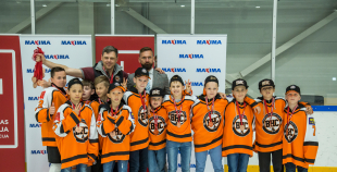 FOTO: Apbalvotas LBJČH labākās komandas un rezultatīvākie spēlētāji