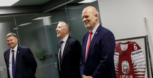  Jaunā hokeja sezona rit pilnā sparā - visas Latvijas hokeja valstsvienības ir uz laukuma 