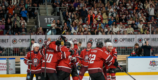 Hokeja leģendu spēles pamatlaiks noslēdzas ar draudzīgu neizšķirtu