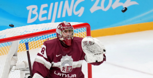 Latvija hokeja izlase sīvā cīņā atzīst Somijas pārākumu