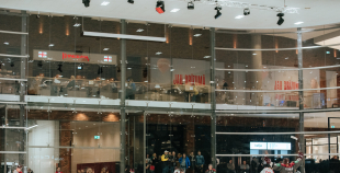 “Akropoles” ledus arēnā prezentētas Latvijas hokeja izlases jaunās formas