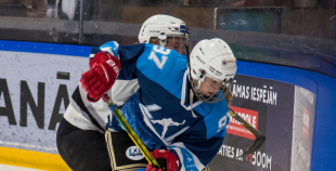 Vakar tika aizvadīta pirmā "Optibet" Baltijas sieviešu hokeja čempionāta spēle starp SHK "Laima" un "L&L Hope"