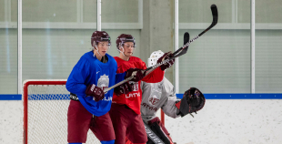 FOTO: Latvijas U-20 valstsvienība turpina gatavoties pasaules čempionātam