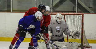 FOTO: U-18 izlase sāk gatavošanos pasaules čempionātam Rīgā 