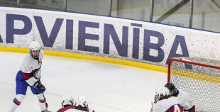 FOTO: Latvijas U-16 izlase pirmajā mačā ar 5:3 uzvar Norvēģiju 