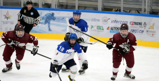 Latvijas izlase sagrauj Itāliju un iekļūst Jaunatnes olimpiādes pusfinālā