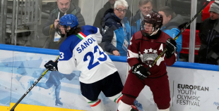 Latvijas izlase sagrauj Itāliju un iekļūst Jaunatnes olimpiādes pusfinālā