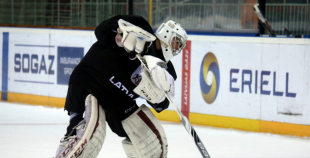 Latvijas hokeja izlases aizvada pirmo treniņu "Arēnā Rīga"