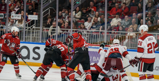 Hokeja leģendu spēles pamatlaiks noslēdzas ar draudzīgu neizšķirtu