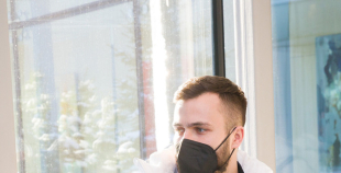 FOTO: Latvijas hokeja izlases dodas uz Pekinas olimpiskajām spēlēm