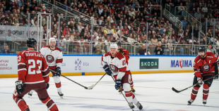 Hokeja leģendu spēles pamatlaiks noslēdzas ar draudzīgu neizšķirtu