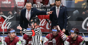 Latvijas izlase lieliski cīnās, taču mača izskaņā piekāpjas Šveicei