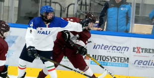 Latvijas izlase sagrauj Itāliju un iekļūst Jaunatnes olimpiādes pusfinālā