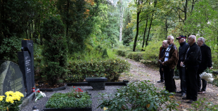 "Klusējošo hokeja kareivju" piemiņas gājiens 