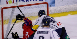 FOTO: "Prizma/IHS" - "Kurbads" 4:10