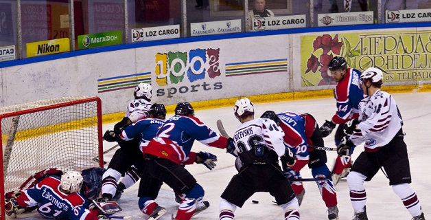 ''Dinamo/Juniors'' pirmajā spēle uzvar Liepājā